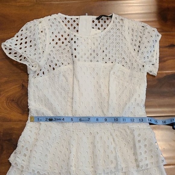 🎊HP🎊 Banana Republic White Lace Peplum Dress Kate Middleton Inspired - Picture 14 of 14